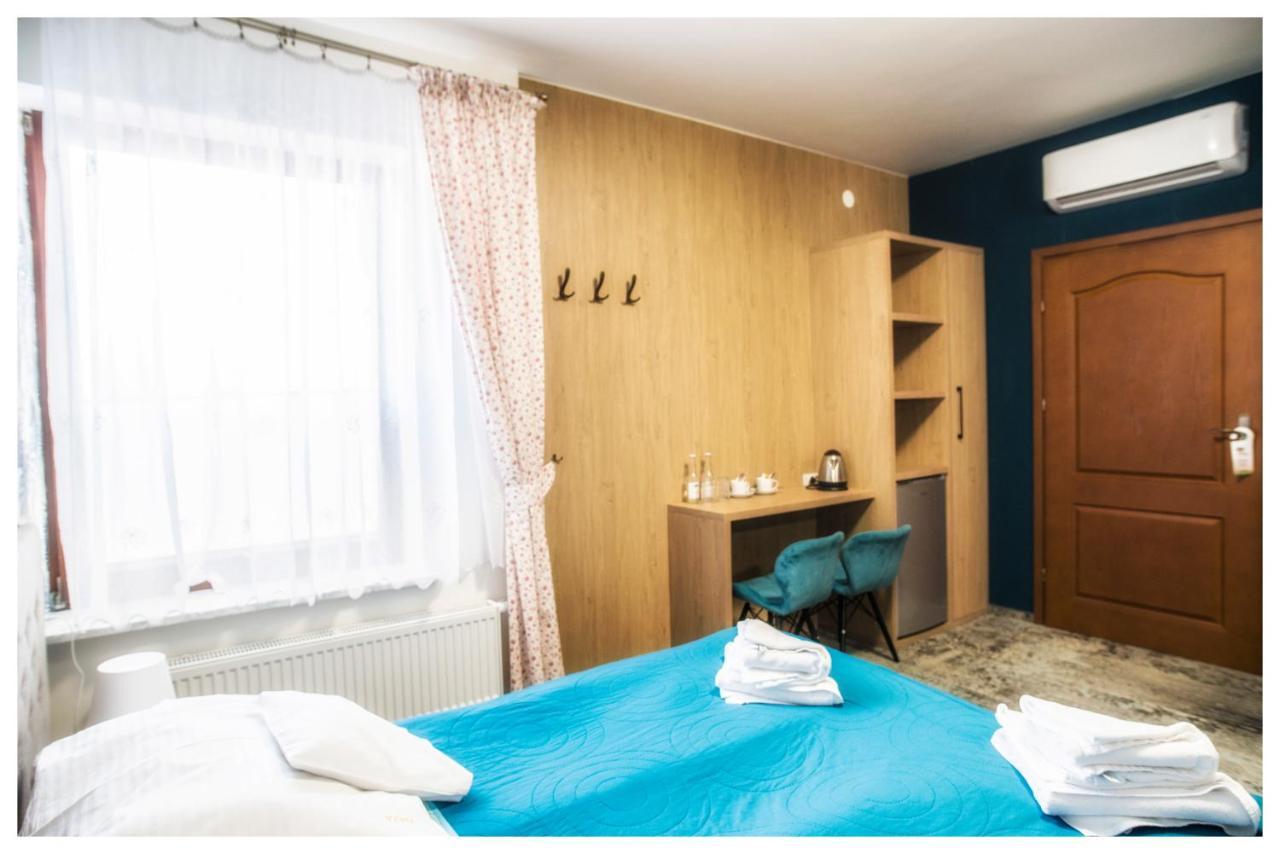 Rezydencja Elzbiecin Busko Zdroj Exterior photo